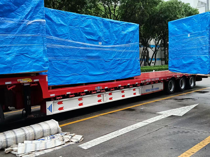 龍華(hua)富士康搬遷真空(kōng)防雨木箱