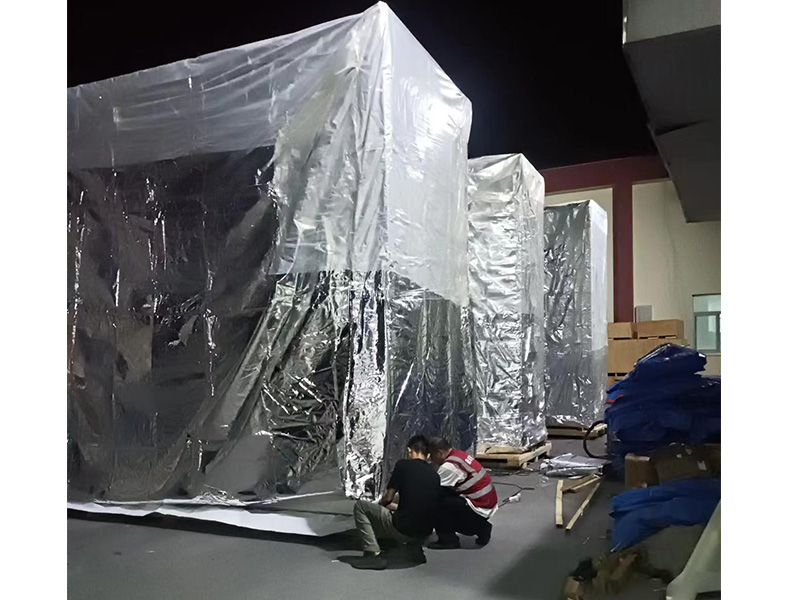 新能源真(zhen)空木箱